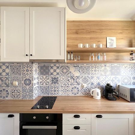 Lovely Apartment With Balcony In Pomorie Old Town By Flat Mаnаger Екстериор снимка