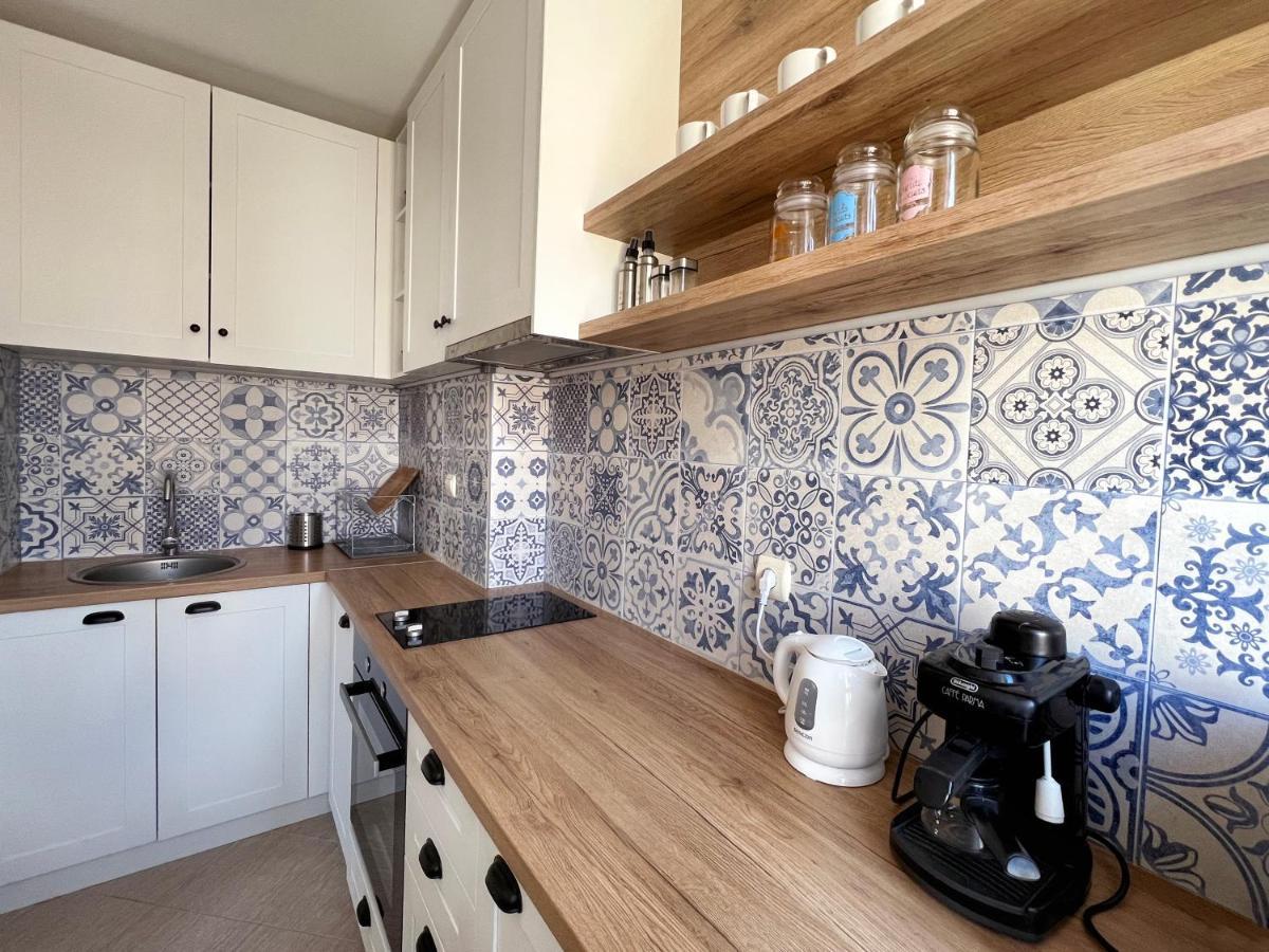 Lovely Apartment With Balcony In Pomorie Old Town By Flat Mаnаger Екстериор снимка