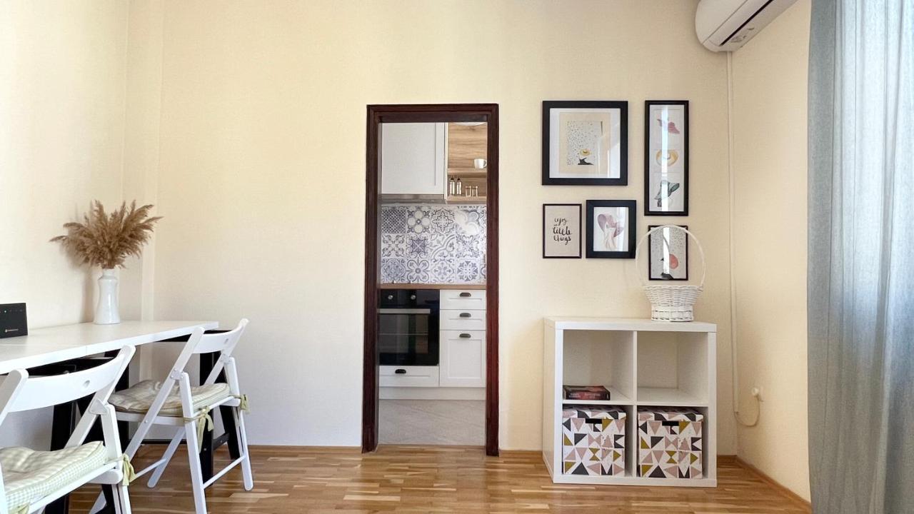 Lovely Apartment With Balcony In Pomorie Old Town By Flat Mаnаger Екстериор снимка